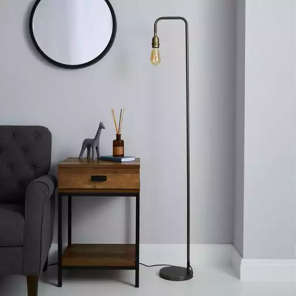 Dunelm Marsden Industrial Floor Lamp 4 Dunelm Marsden Industrial Floor Lamp - Image 2
