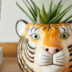 Dunelm Ceramic Tiger Head Pot 12cm -DUNEL House Shop 1000182403 alt01