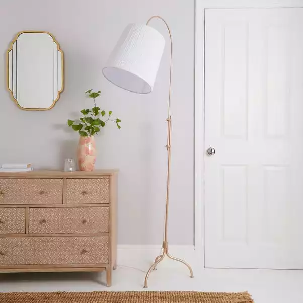 Dunelm Lorelai Floor Lamp 4 Dunelm Lorelai Floor Lamp - Image 2