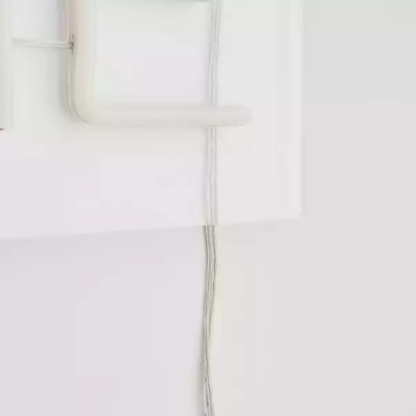 Dunelm Good To Be Home Neon Sign 6 Dunelm Good To Be Home Neon Sign - Image 4